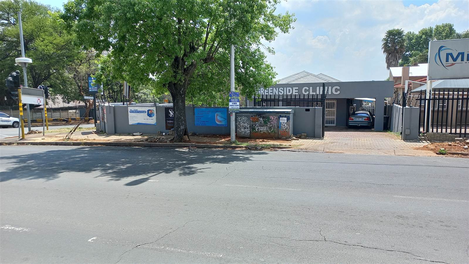 800  m² Commercial space in Greenside photo number 12