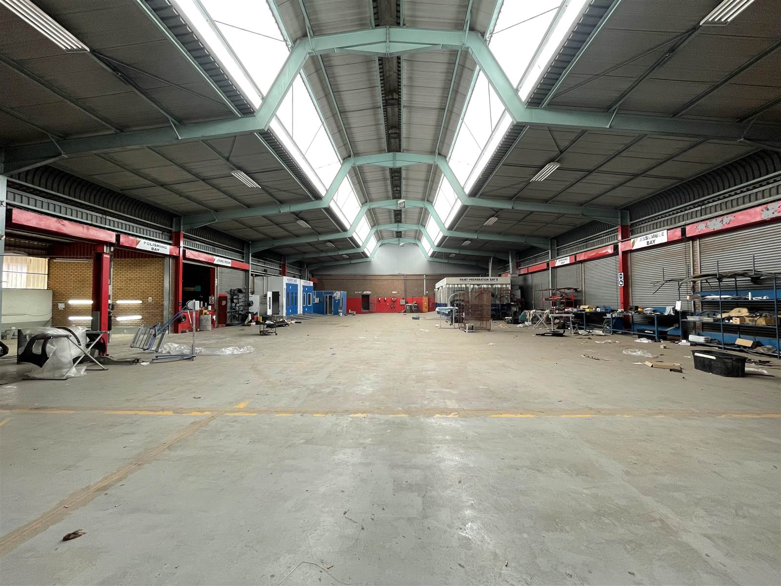 2058  m² Industrial space in Prolecon photo number 1