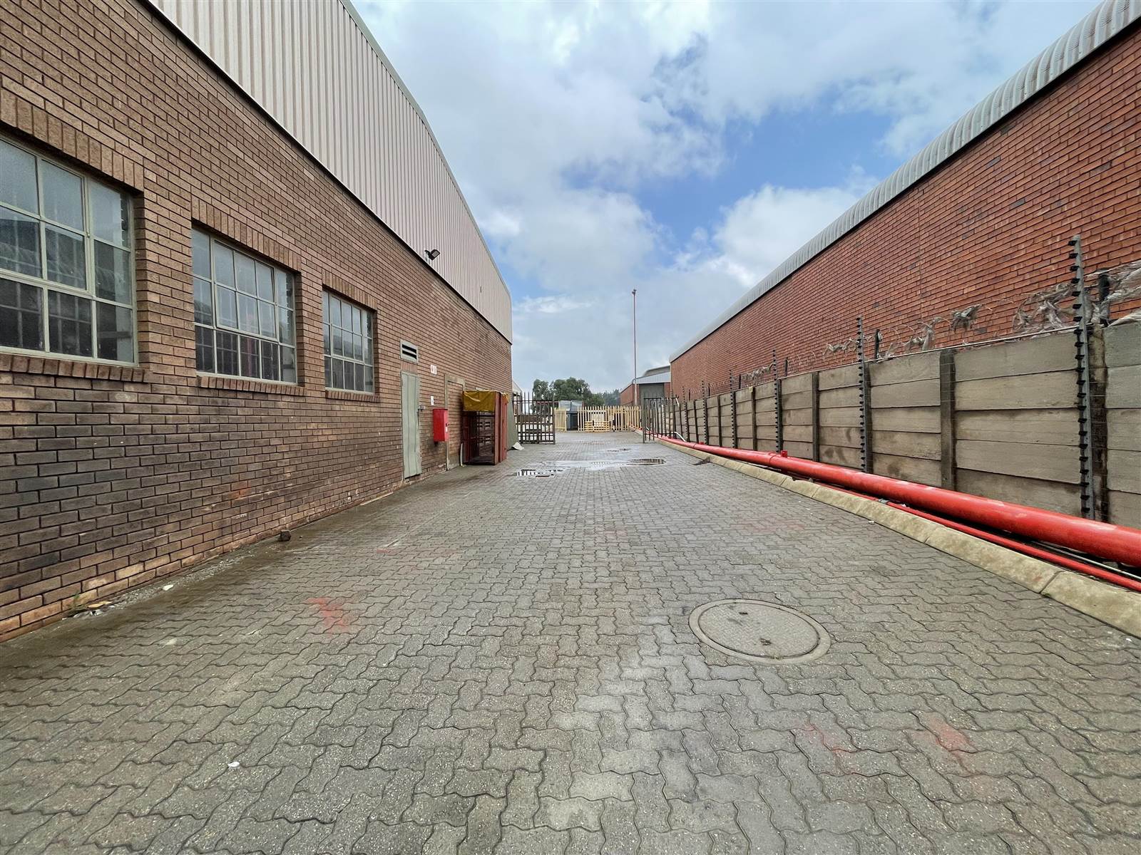 2058  m² Industrial space in Prolecon photo number 23