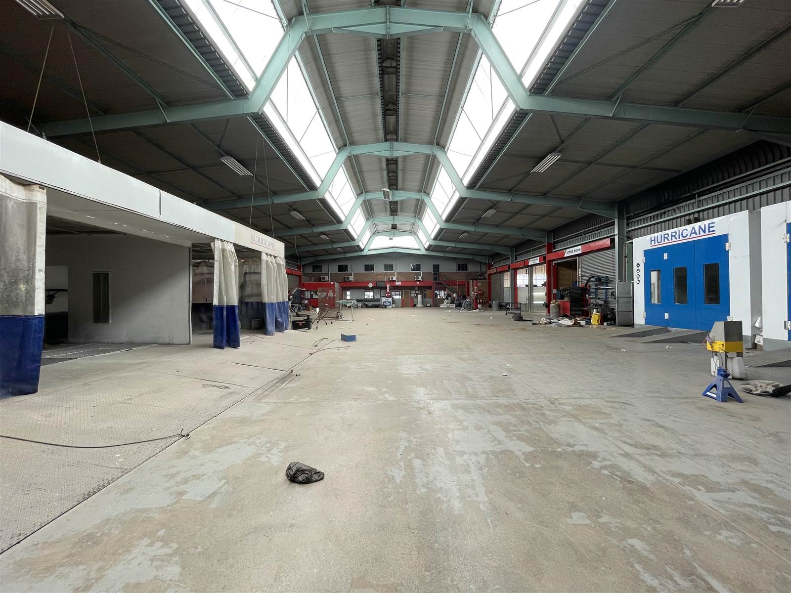 2058  m² Industrial space in Prolecon photo number 4