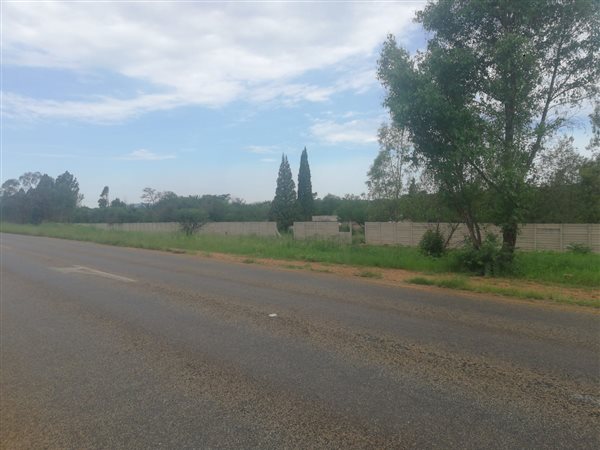 3.8 ha Land 3.8 ha Land