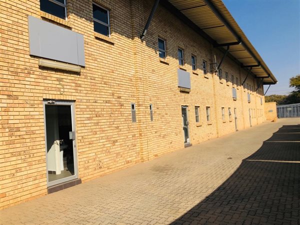 250  m² Industrial space in Krugersdorp North