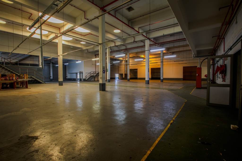 3008  m² Industrial space in Bellville South photo number 8