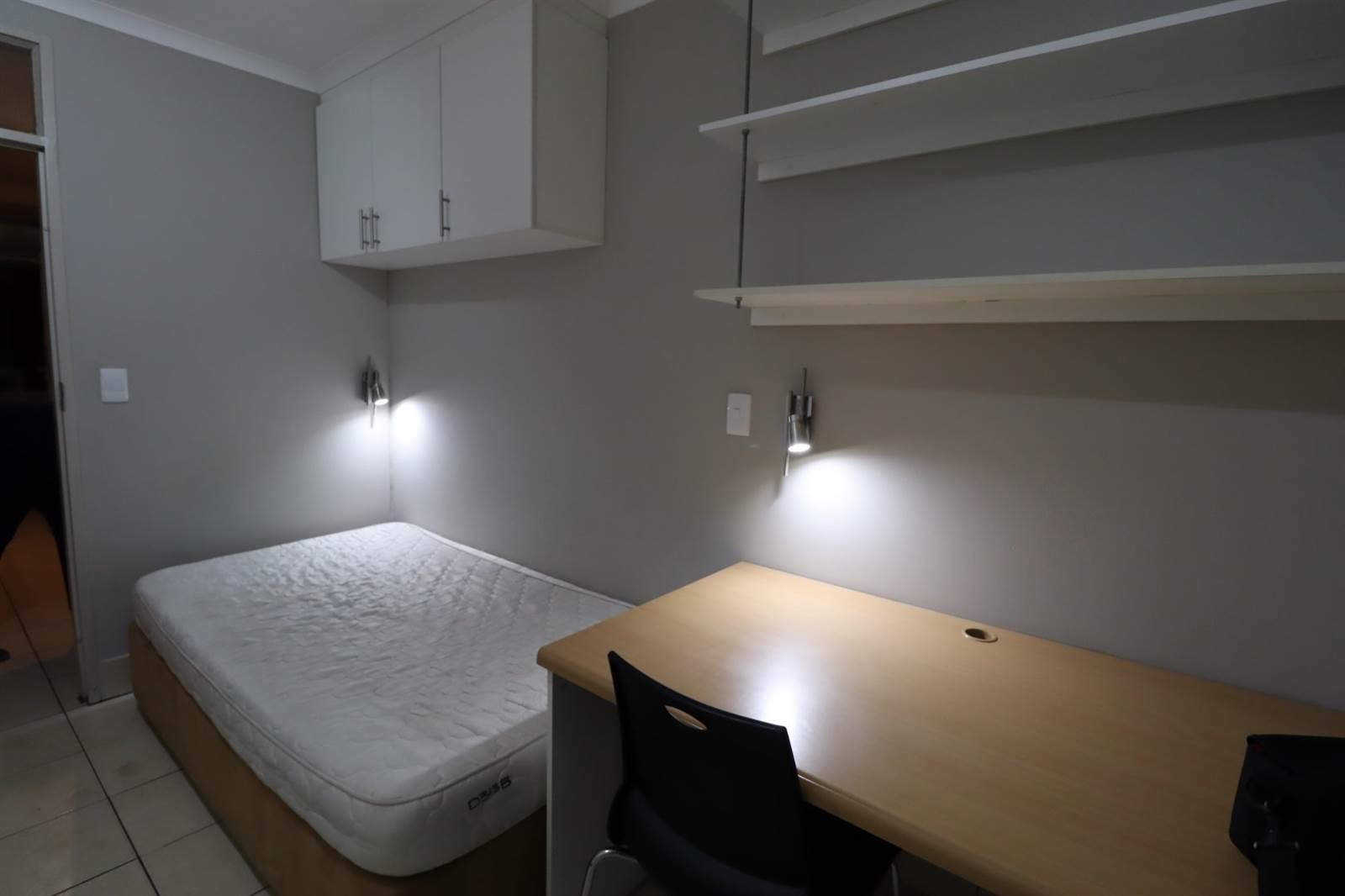 2 Bed Apartment in Universitas photo number 12