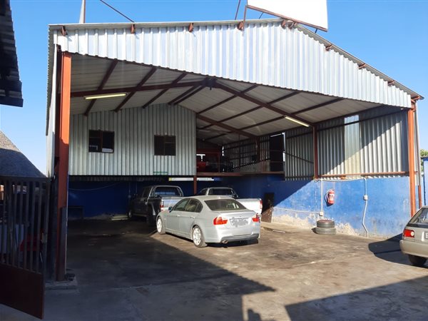 200  m² Retail Space in Seshego