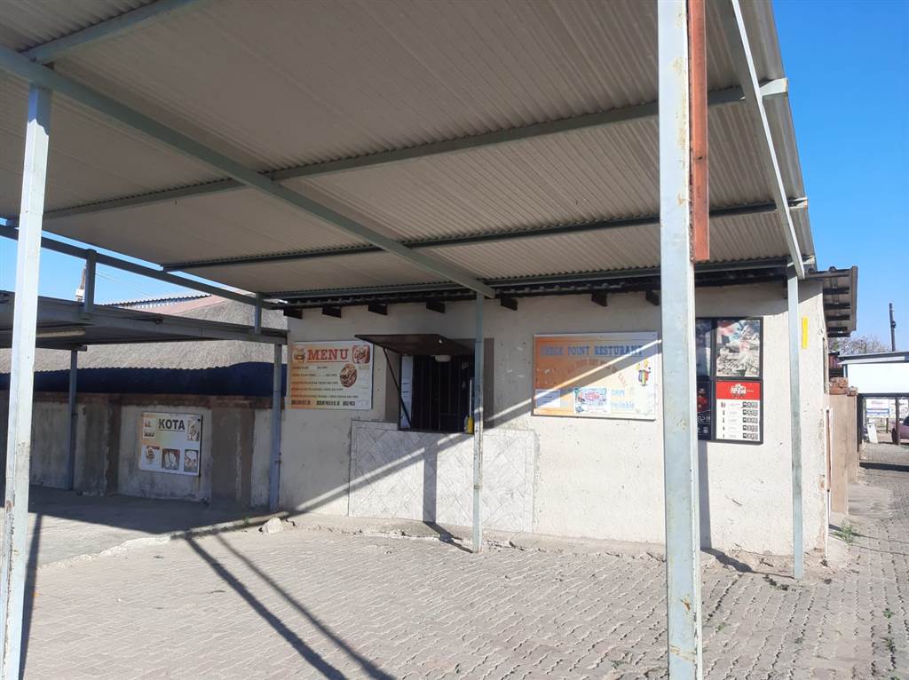 200  m² Retail Space in Seshego photo number 2