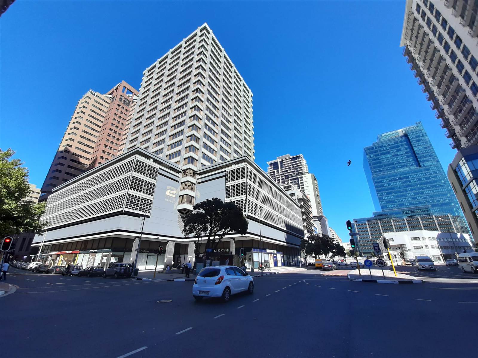 198  m² Commercial space in Cape Town City Centre photo number 1