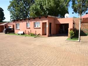 3 Bed House in Rensburg