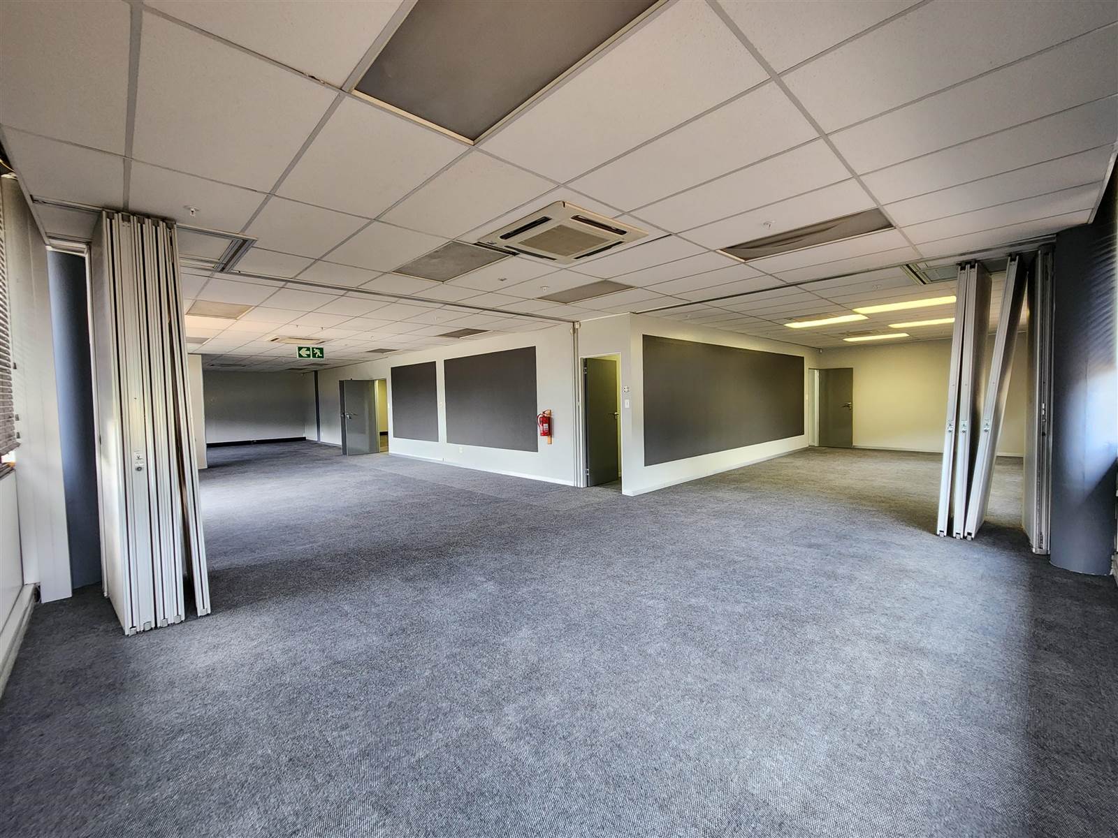 787  m² Commercial space in Isando photo number 8