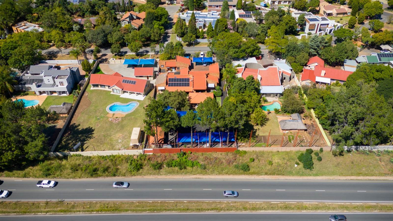 450  m² Commercial space in Jukskei Park photo number 11