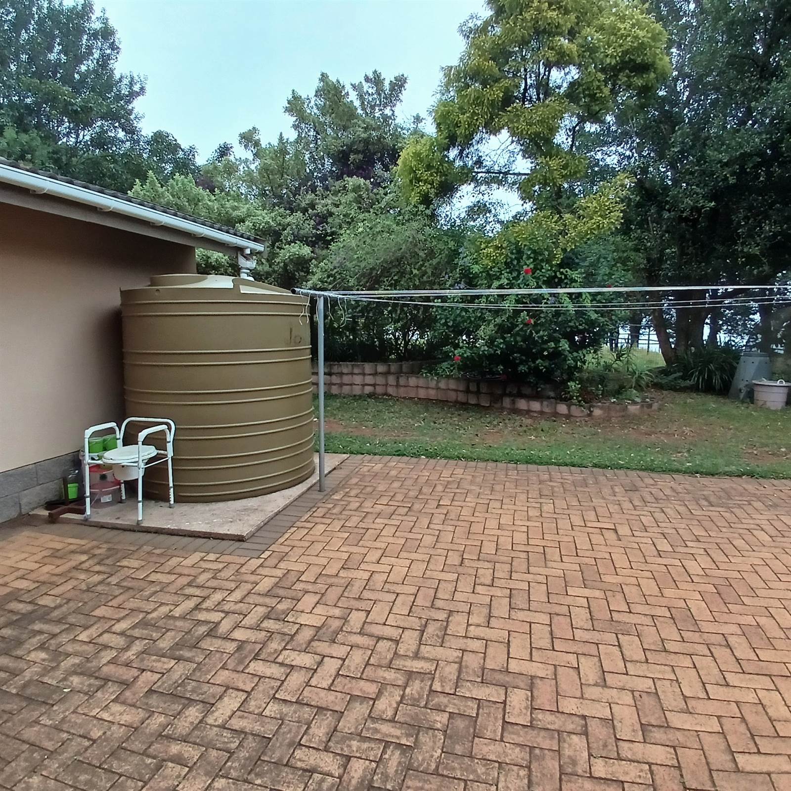 4 Bed House in Summerveld photo number 3