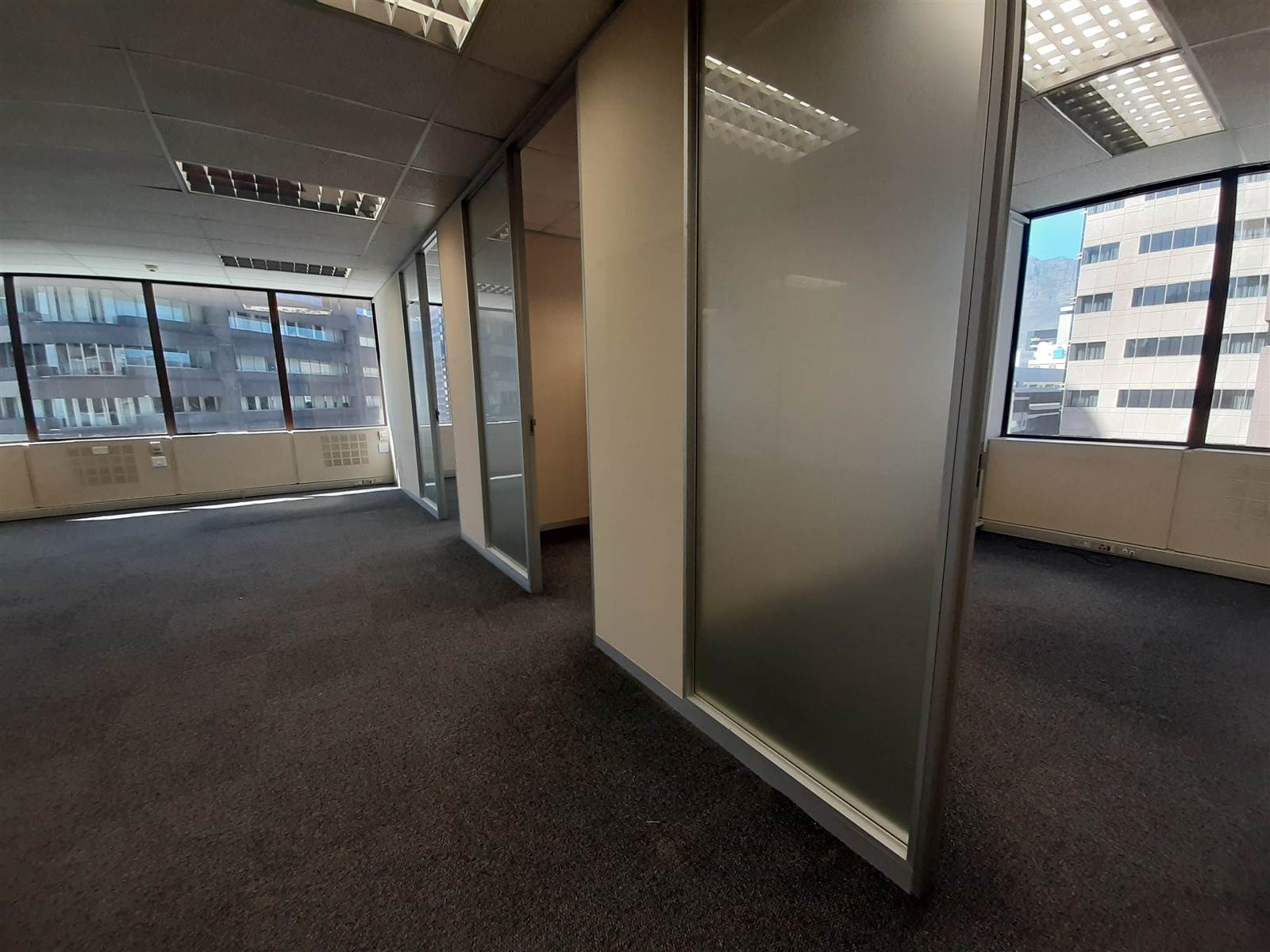 238  m² Commercial space in Cape Town City Centre photo number 15