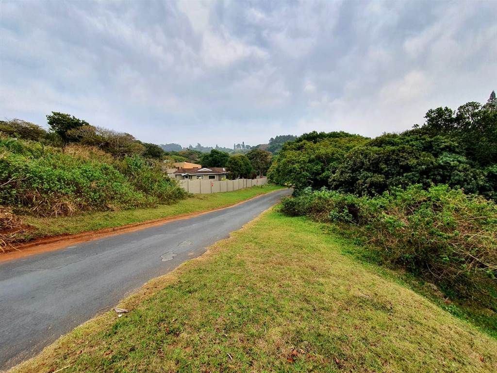 1316 m² Land available in Hibberdene photo number 2