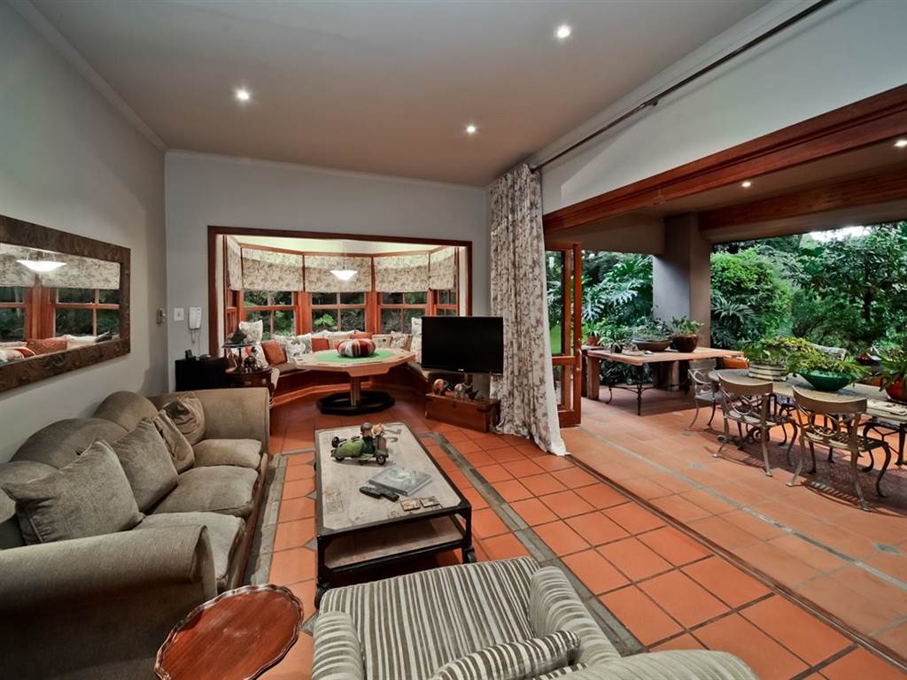 4 Bed House in Linksfield photo number 5