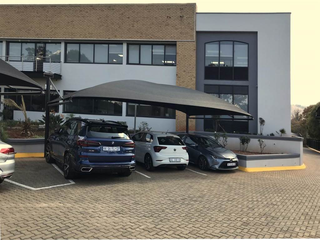 236  m² Office Space in Bedfordview photo number 1
