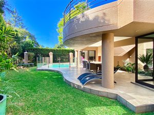 4 Bed House in River Club