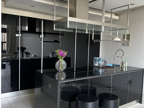 1 Bed House in Melrose Arch