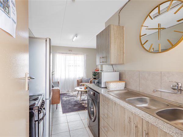 2 Bedroom Apartment