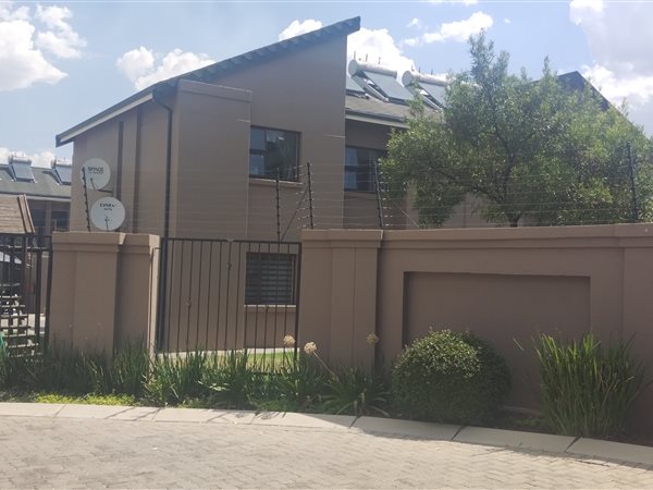 2 Bedroom Flat 2 Bedroom Flat