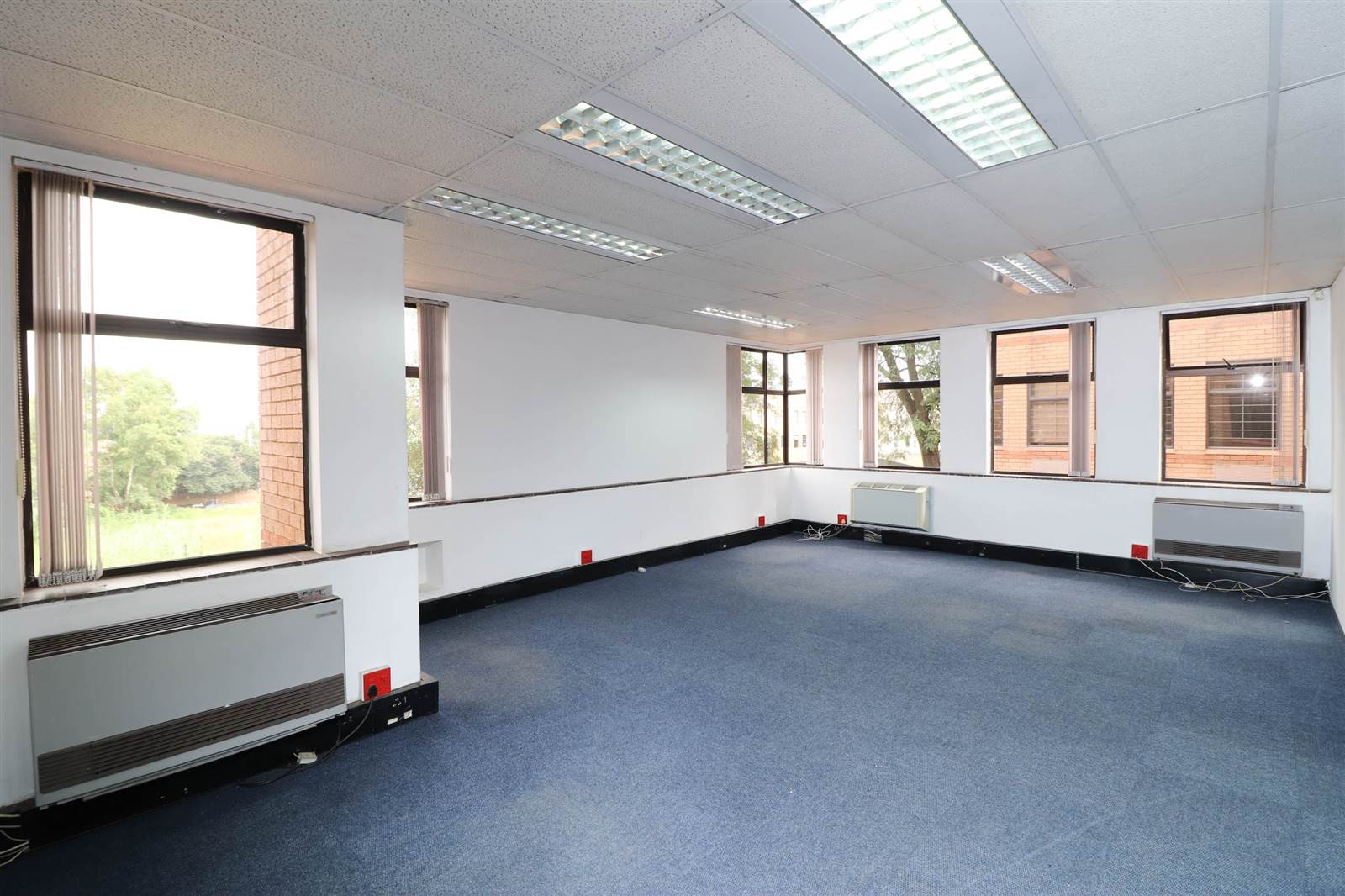 147  m² Commercial space in Randburg Central photo number 6