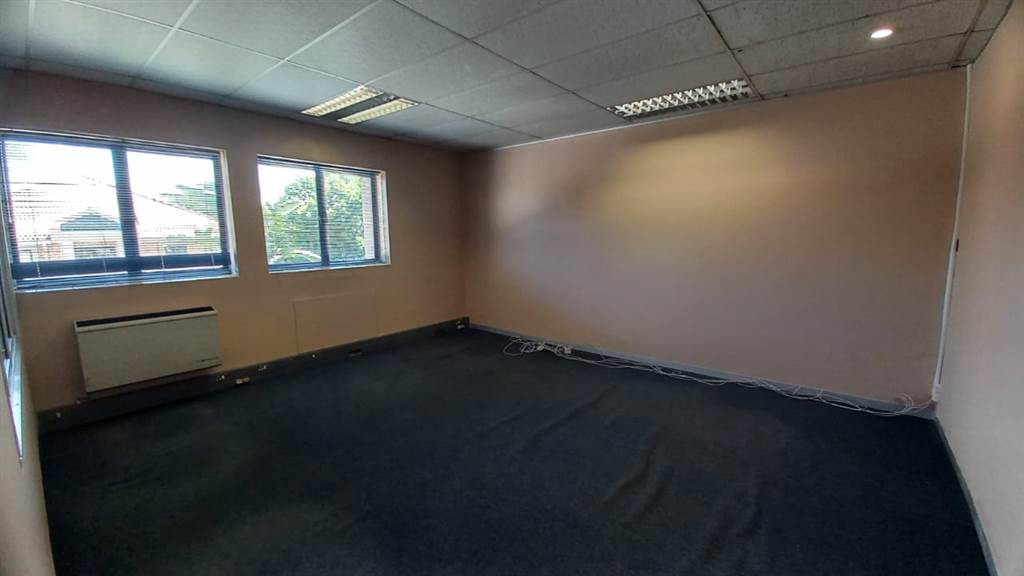 110  m² Commercial space in Newlands photo number 7