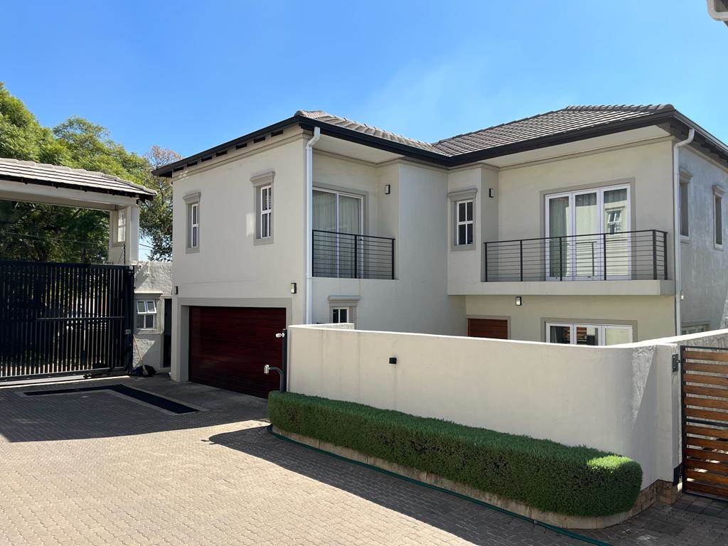 3 Bed Cluster in Craighall Park photo number 6