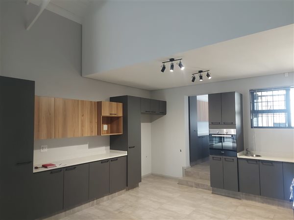 4 Bedroom Townhouse 4 Bedroom Townhouse