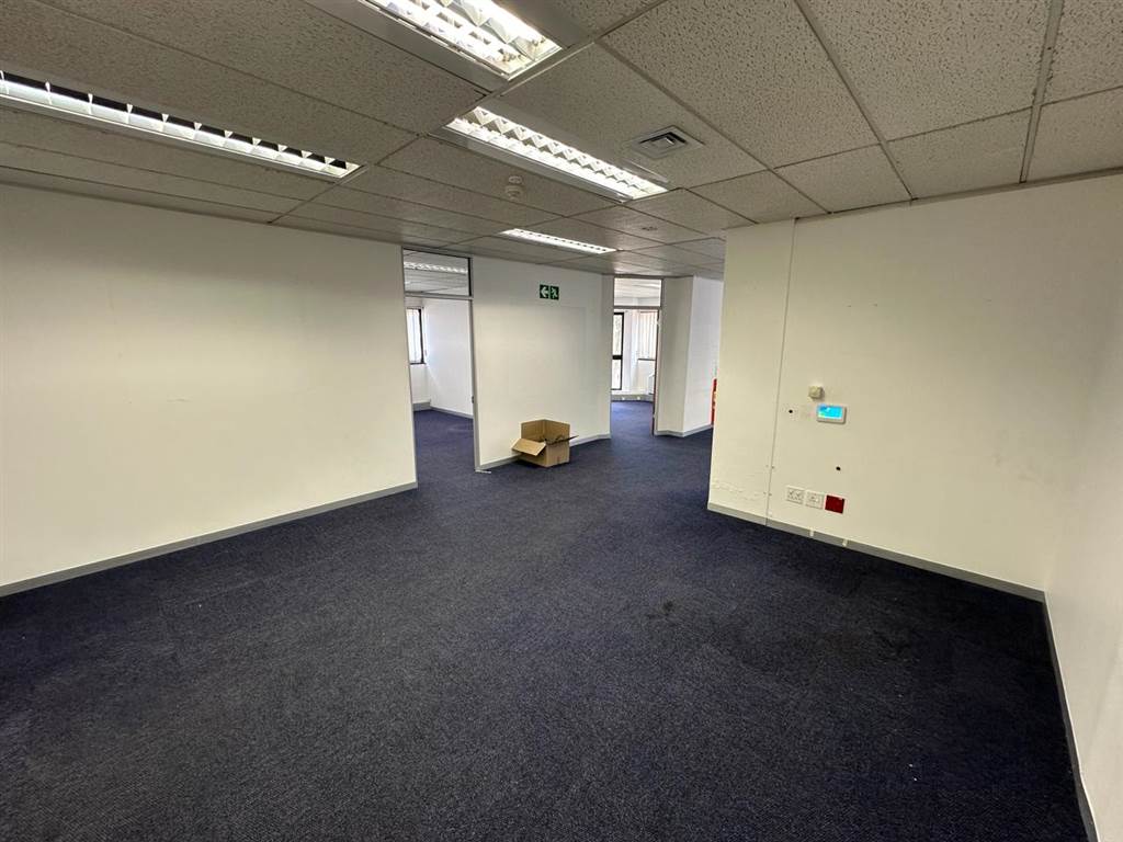 324  m² Commercial space in Pinelands photo number 8