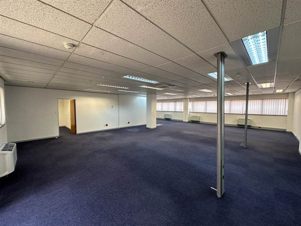 324  m² Commercial space in Pinelands photo number 11