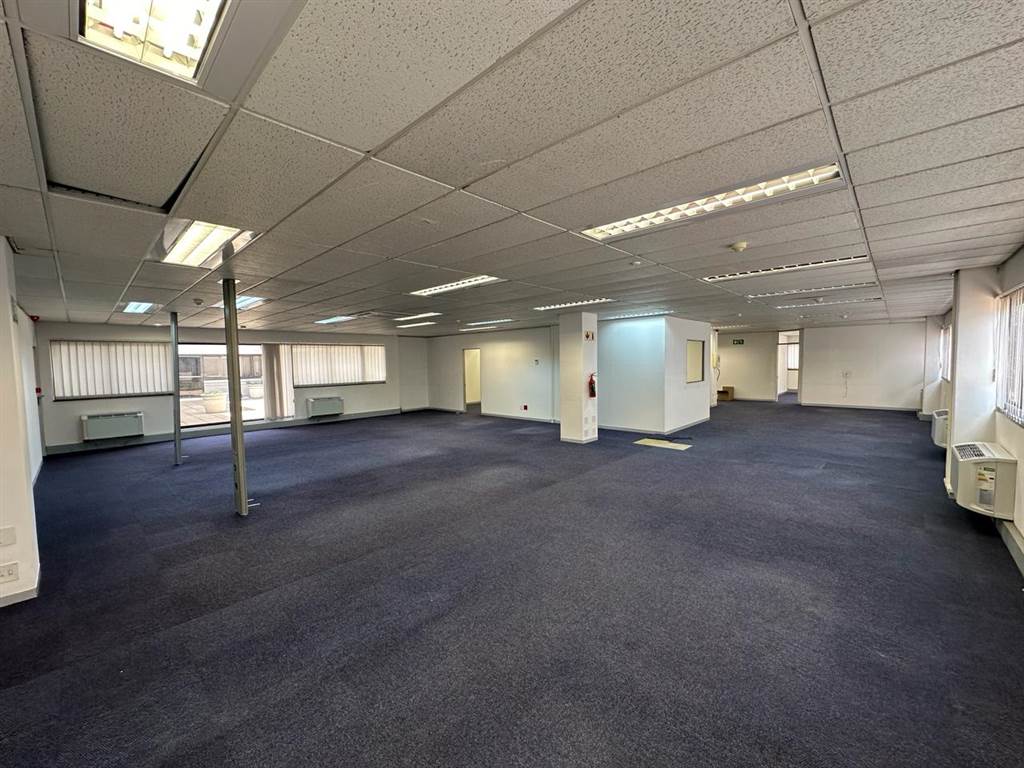 324  m² Commercial space in Pinelands photo number 18