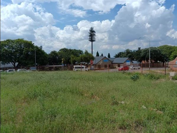 5 000 m² Land 5 000 m² Land