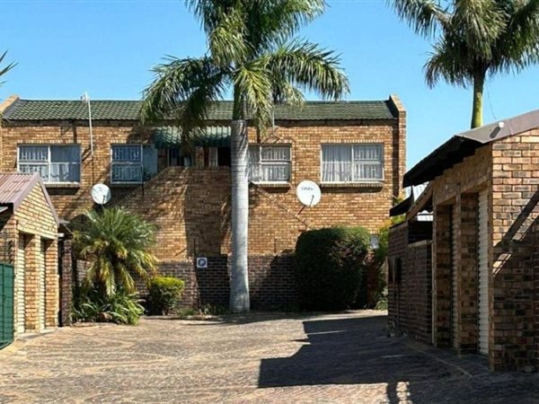 3 Bed Townhouse