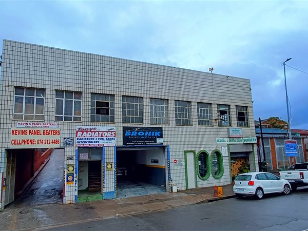 1 500  m² Commercial space