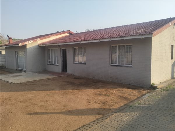 3 Bedroom House 3 Bedroom House