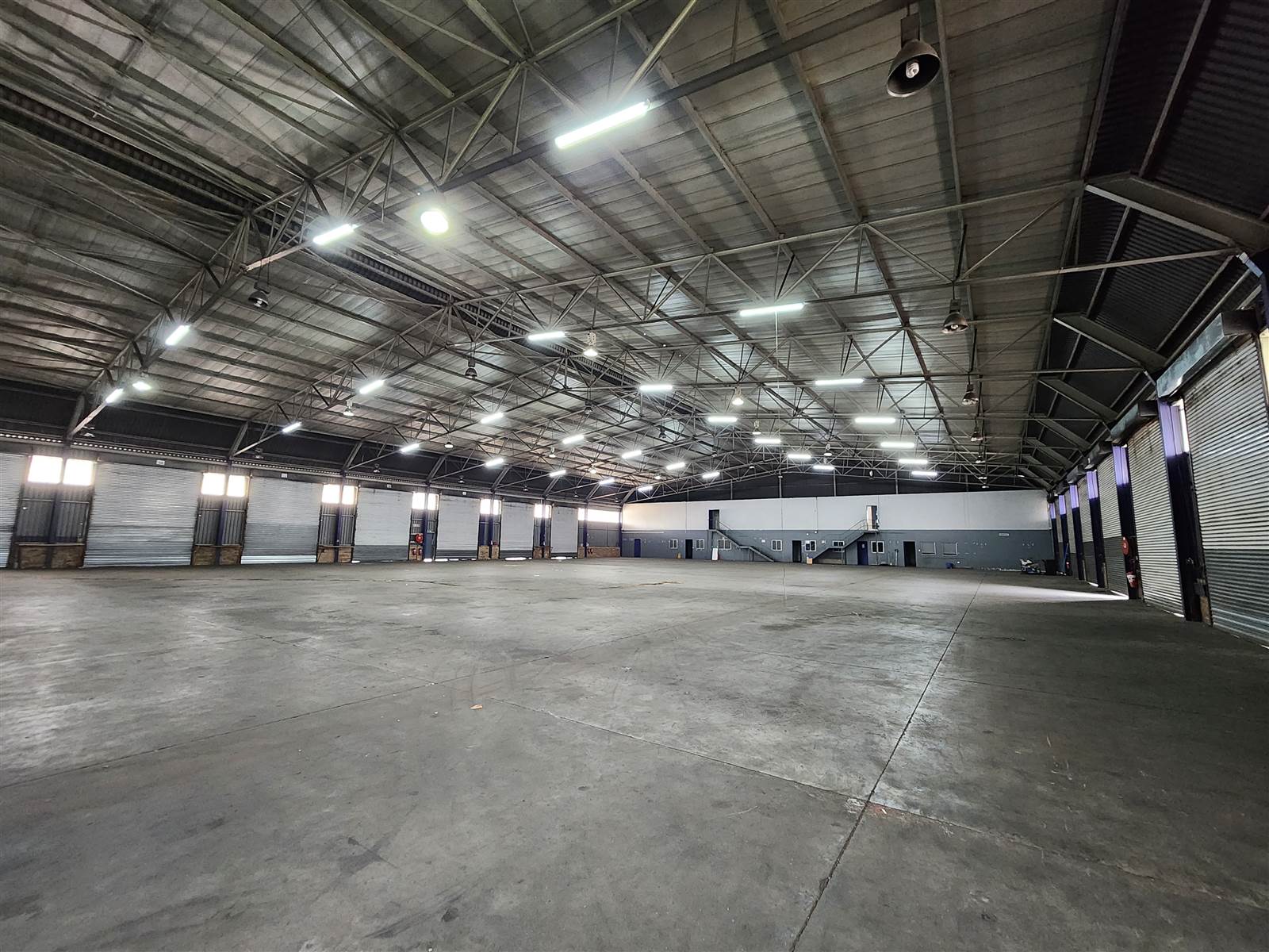 3659  m² Industrial space in Spartan photo number 6