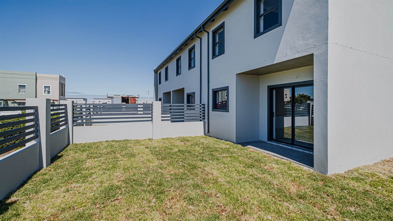 2 Bed Duplex in Parsons Vlei photo number 13