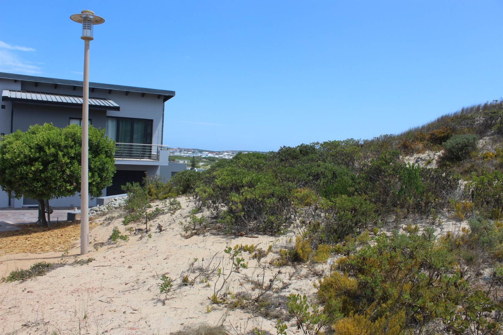 444 m² Land available in Stilbaai photo number 2