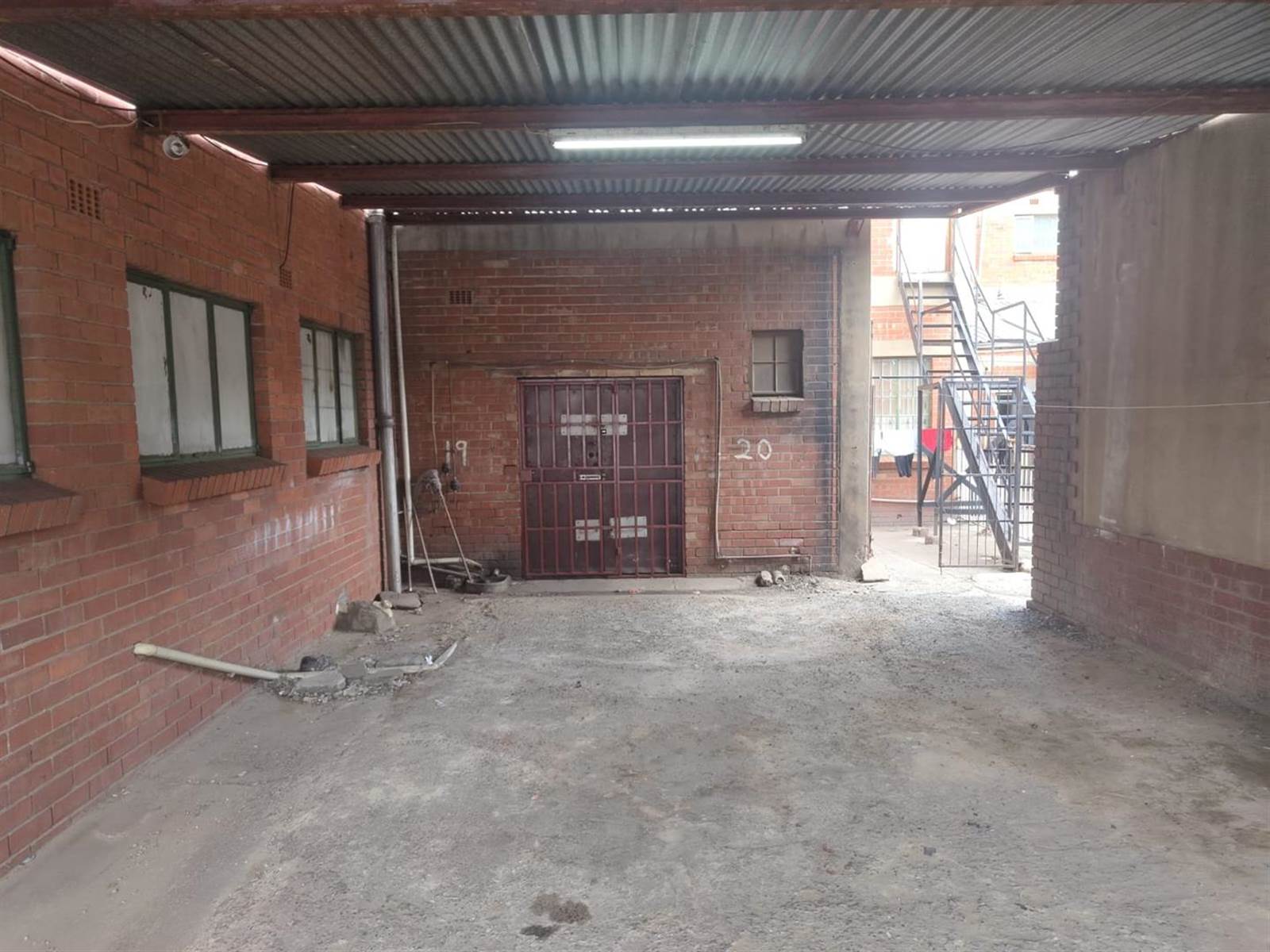 1941  m² Commercial space in Vereeniging photo number 8