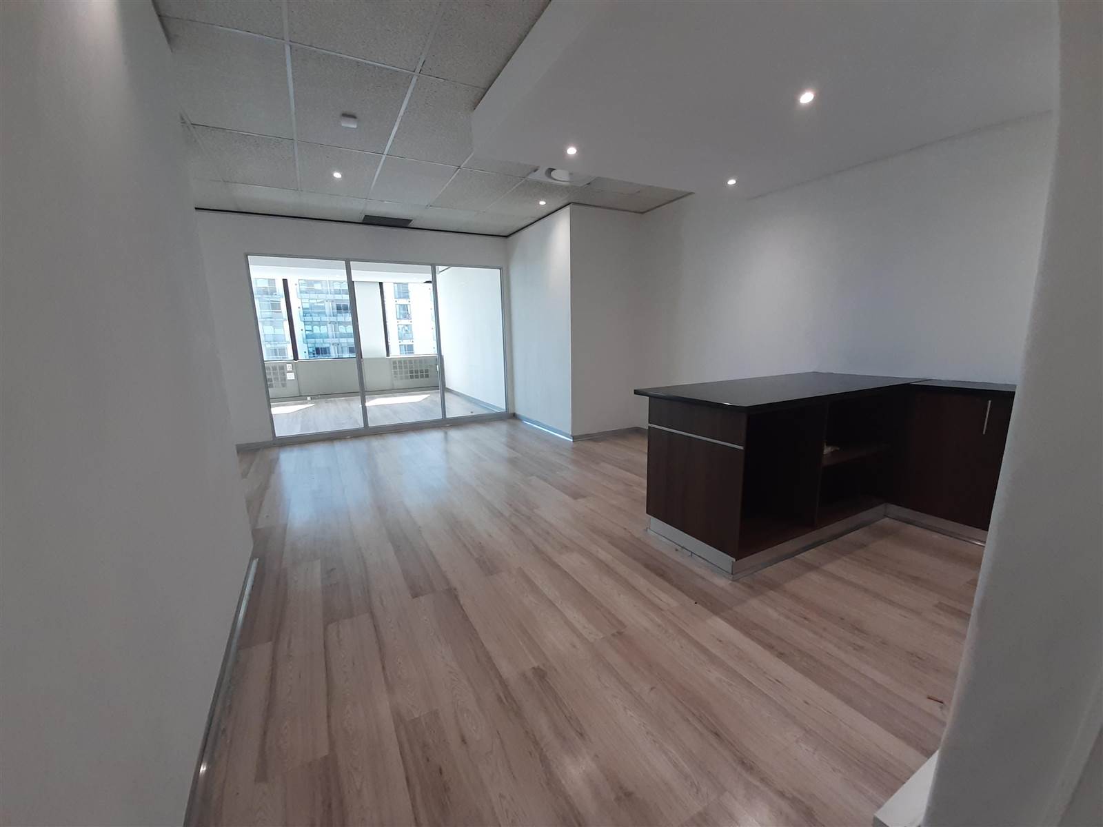 435  m² Commercial space in Cape Town City Centre photo number 8