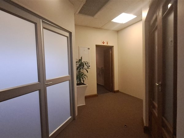 80  m² Commercial space in Hillcrest Central