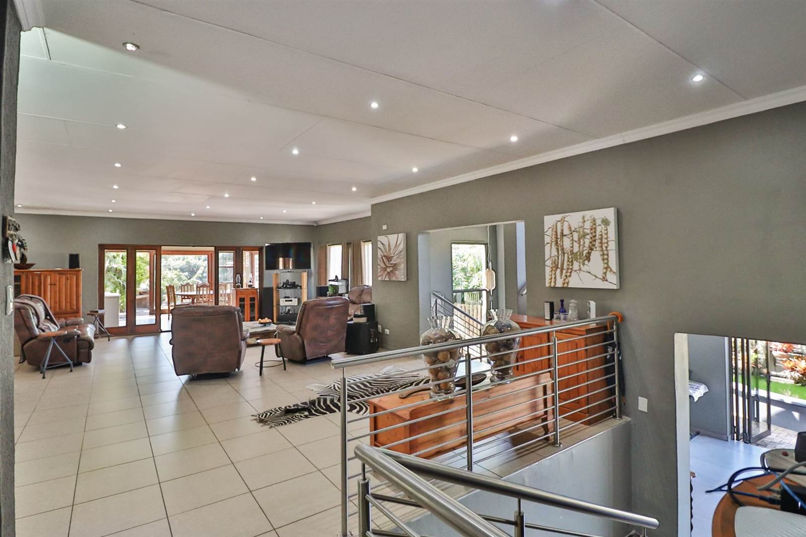 4 Bed House in Nelspruit photo number 9