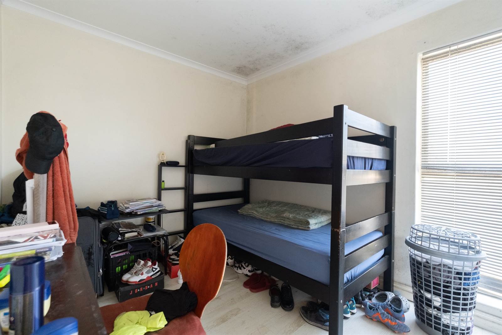 2 Bed Apartment in Marina Da Gama photo number 11