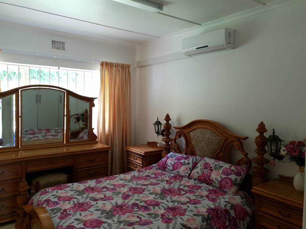 3 Bed House in Marina Beach photo number 22