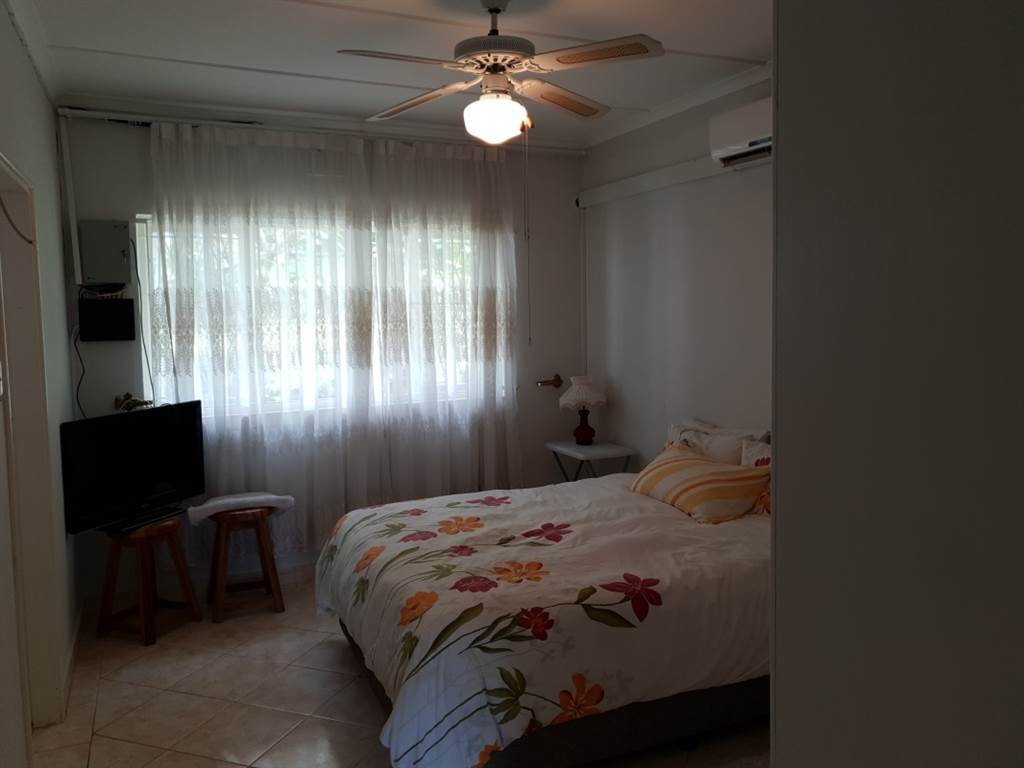 3 Bed House in Marina Beach photo number 28