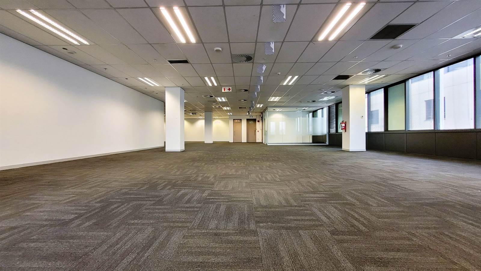 2577  m² Office Space in Menlyn photo number 16
