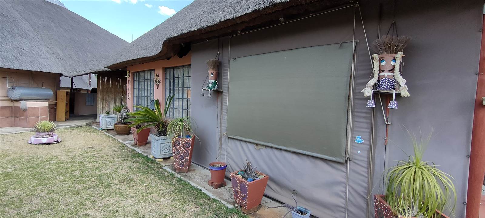 2 Bed Townhouse in Mookgophong (Naboomspruit) photo number 2