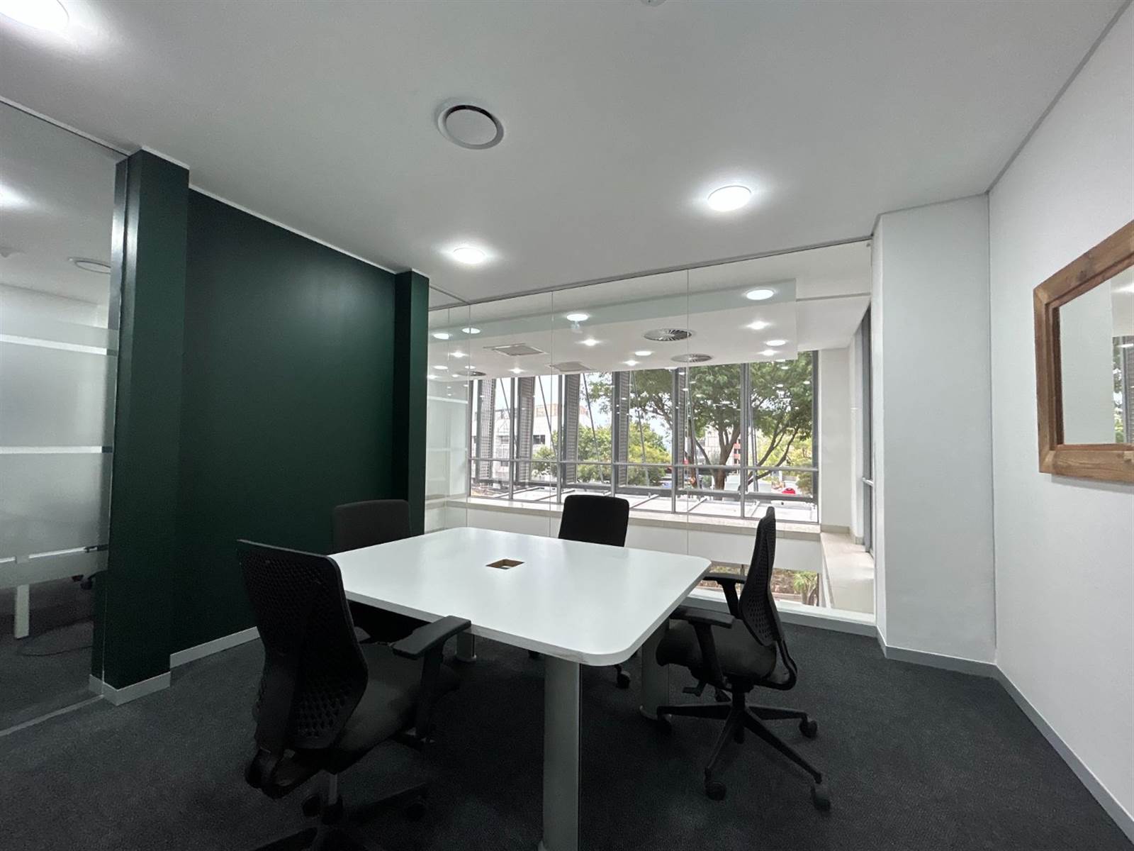 15  m² Office Space in Sandown photo number 11