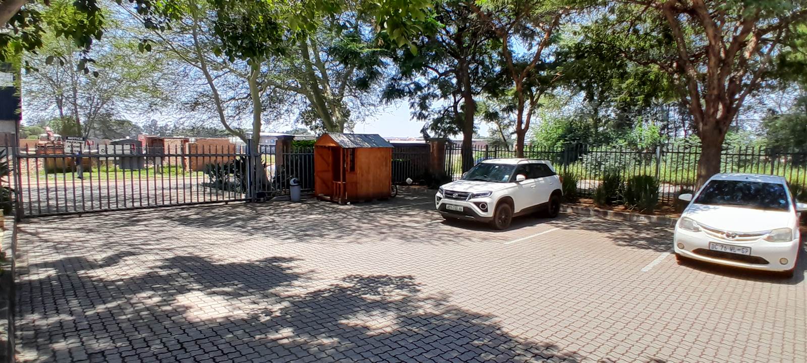 262  m² Commercial space in Waterval East photo number 15