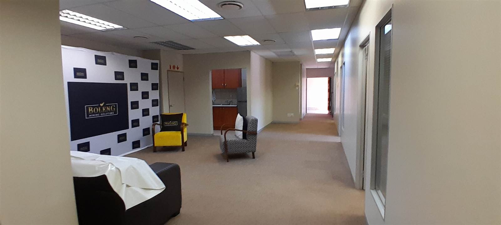 262  m² Commercial space in Waterval East photo number 10