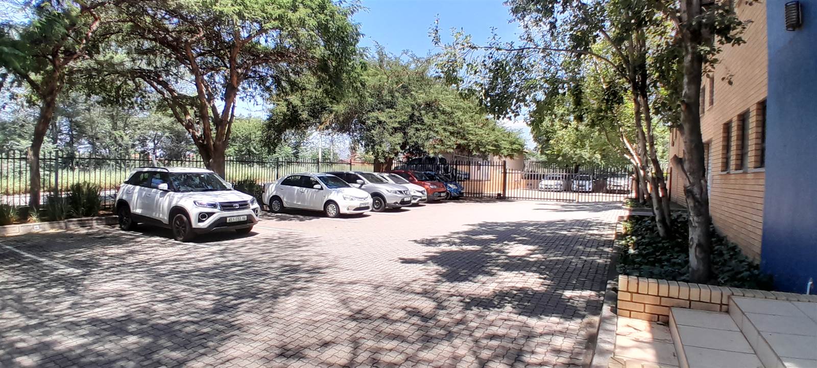 262  m² Commercial space in Waterval East photo number 14